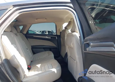 2019 Ford Fusion S z USA, uszkodzony, nr VIN 3FA6P0G73KR178275